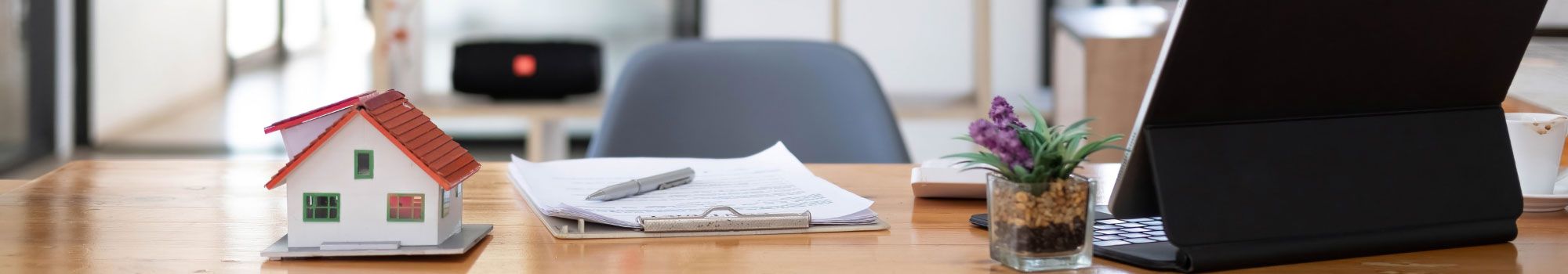 Servicios inmobiliarios profesionales en Donostia-San Sebastian. JULEN IGLESIAS ZABALA en Donostia-San Sebastian